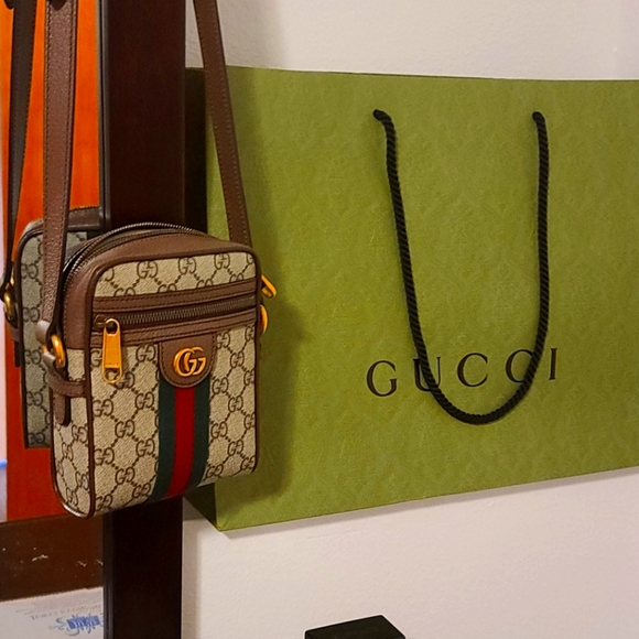 Gucci gg shoulder bag